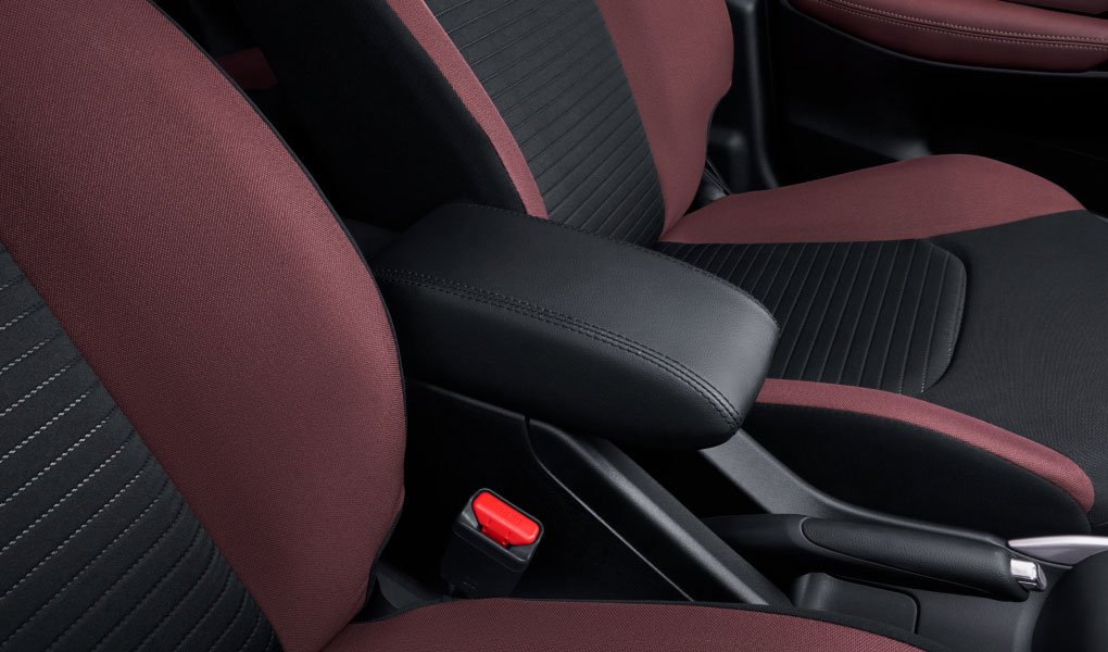 COMFORTABLE DRIVER ARMREST