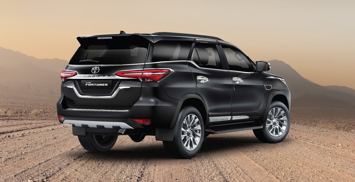 Toyota Fortuner car power performance image emphasizing strong engine capability, premium SUV strength, and confident driving experience.