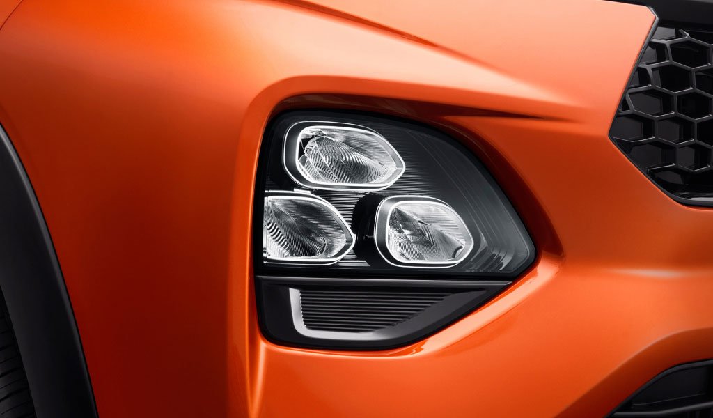 SCINTILLATING LED HEADLAMPS